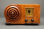 Emerson AX-212 ”Bulls-Eye” Art Deco Sakhnoffsky Designed Radio