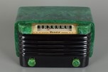 Bendix 526C Catalin Radio in Bright Jadeite Green w/ Intense Marbleizing