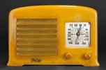 FADA 5F50 / 53 Catalin Radio In Beautiful Yellow and Onyx