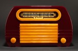 FADA 652 Catalin Radio Maroon + Yellow Insert Grill ’Temple’ - Rare