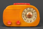 Fada 700 ’Cloud’ Radio in Yellow Catalin with Marbleized Red Trim