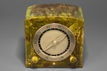 Kadette ’Clockette’ Catalin Radio K25 in Beautifully Marbleized Green