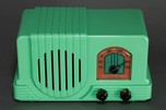 Addison 2 Plaskon Radio in Rare Green on Green