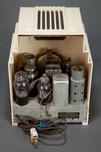 Air King &rdquo;Skyscraper&rdquo; Radio Model 66 in Ivory - Harold Van Doren