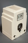 Air King &rdquo;Skyscraper&rdquo; Radio Model 66 in Ivory - Harold Van Doren