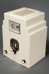 Air King &rdquo;Skyscraper&rdquo; Radio Model 66 in Ivory - Harold Van Doren