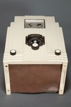 Air King &rdquo;Skyscraper&rdquo; Radio Model 66 in Ivory - Harold Van Doren