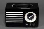 Striking Jet Black Catalin Emerson ’Aristocrat’ Radio