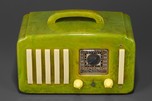 Beautiful Catalin Emerson ”5+1” EP-375 Radio in Swirled Green w/ Handle