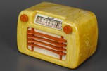 Awesome Sand with Butterscotch Catalin Sentinel &rsquo;Wavy Grill&rsquo; 284 Radio
