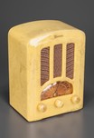 Marbleized Emerson AU-190 Tombstone Light Yellow Catalin Radio