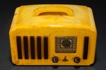 Catalin Emerson &rdquo;5+1&rdquo; EP-375 Radio in Butterscotch + Brown with Handle