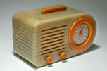 Catalin FADA 1000 Radio &rdquo;Bullet&rdquo; Art Deco Streamliner in Onyx + Butterscotch