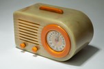 Catalin FADA 1000 Radio &rdquo;Bullet&rdquo; Art Deco Streamliner in Onyx + Butterscotch