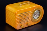 FADA 1000 Catalin Radio ’Bullet’ in Butterscotch + Onyx Green