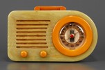Onyx Green Catalin Fada 115 ’Bullet’ Radio - Highly Marbleized