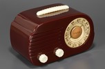 Fada 700 &rsquo;Cloud&rsquo; Catalin Radio in Maroon with Ivory