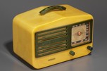 Garod 1450 Catalin ”Peak-Top” Radio in Light Yellow + Blue - Great