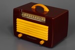 General Electric L-572 Catalin Radio in Plum + Butterscotch
