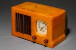 Marbleized Sand + Tortoise Catalin Motorola 52 &rsquo;Vertical Grill&rsquo;      Radio
