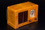 Motorola 52 ’Vertical Grill’ Radio - Marbleized Sand + Tortoise Catalin