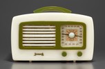 Sonora KM &rsquo;Coronet&rsquo; Catalin Radio in Alabaster + Green