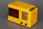 Pistachio with Tortoise Sentinel 195ULTA &rsquo;Push-Button&rsquo; Catalin Radio