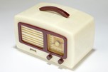 Catalin Sonora Radio KM ”Coronet” in Alabaster + Plum