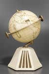 Ivory Plaskon Colonial &rdquo;New World&rdquo; 158 Globe Radio - Loewy Design