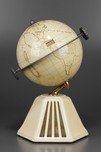 Colonial &rsquo;New World&rsquo; 158 Globe Radio - Loewy Design