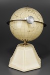 Colonial &rsquo;New World&rsquo; 158 Globe Radio - Loewy Design