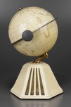 Colonial &rsquo;New World&rsquo; 158 Globe Radio - Loewy Design