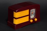 Crosley G1465 Catalin Radio ’Split-Grille’ - Merlot + Yellow