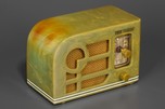 Tom Thumb &rsquo;Deco&rsquo; Catalin Radio in Azure Blue - Super Rare