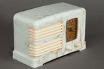 Detrola 274 ”Split-Grille” Radio - Beetle Plastic with Ivory Trim