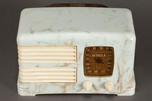 Detrola 274 &rdquo;Split-Grille&rdquo; Radio - Beetle Plastic with Ivory Trim
