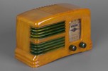 Detrola 281 Catalin Radio ’Split Grille’ in Pistachio with Blue Trim - Ultra Rare