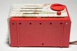 Detrola 219 ”Super Pee-Wee” Red Plaskon + Beetle Bakelite Art Deco Radio