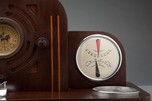 Rare Detrola 104 &rdquo;Presentation&rdquo; Desk Set Art Deco Radio with Gilbert Rohde Clock