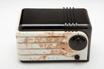 Detrola ”Super Pee-Wee” Radio Black Plaskon + Beetle Plastic Grill