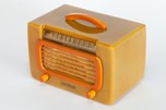 DeWald 561-2 Catalin Radio in Onyx + Butterscotch - Great