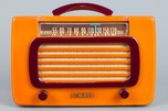 DeWald Catalin Radio 561 ’Jewel’ in Butterscotch + Maroon