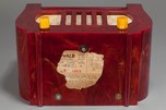 Marbleized Oxblood Red DeWald A-501 ’Lyre’ Catalin Radio