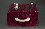 DeWald ’Bantam’ Radio in Dark Raspberry Speckled Plaskon - Rare