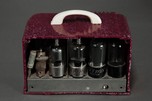 DeWald &rsquo;Bantam&rsquo; Radio in Dark Raspberry Speckled Plaskon - Rare