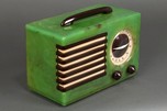 Beautiful Bright Green Emerson ’Aristocrat’ Catalin Radio - Translucent