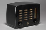 Emerson 564 Radio ’Slot-Grill’ in Jet Black Catalin