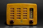 Emerson 564 Catalin Radio Art Deco &rsquo;Slot-Grill&rsquo; in Onyx