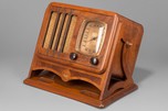 Emerson A-148 Wood Tube Radio - Great ’Leaning’  Ingraham Cabinet Design