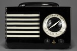 Striking Black Catalin Emerson ’Aristocrat’ Radio  - Seldom Seen